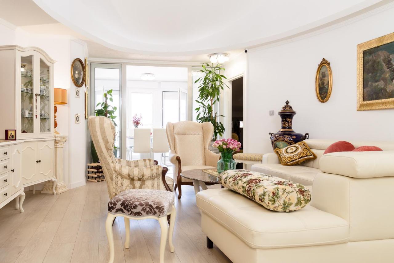 Luxury Apartment Sara Umag Exterior photo