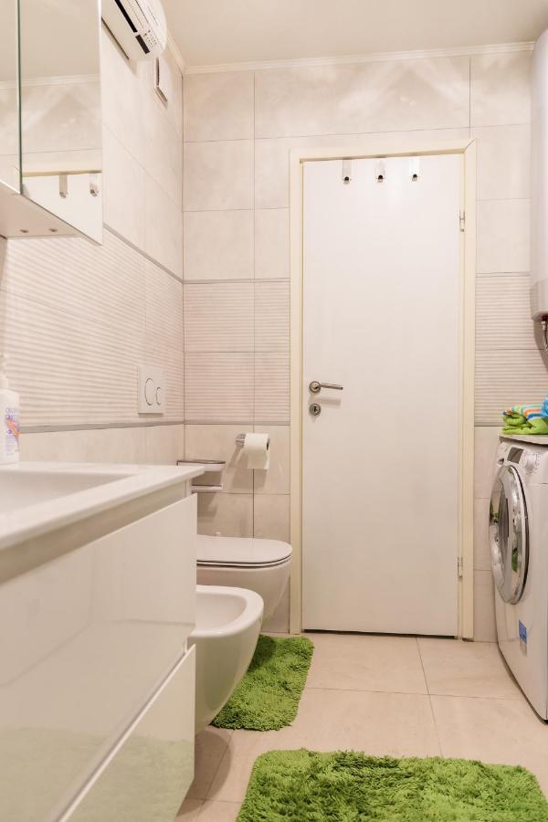 Luxury Apartment Sara Umag Exterior photo