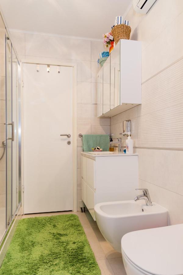 Luxury Apartment Sara Umag Exterior photo